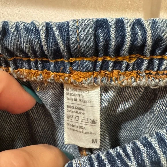 American apparel elastic denim shorts - Picture 2 of 3